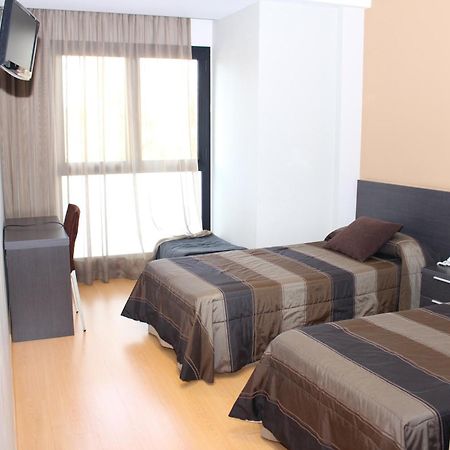 Hotel Ciutat D'Amposta Zimmer foto